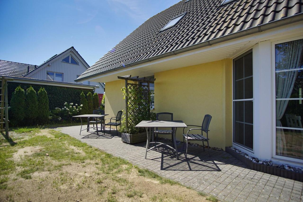 Nah Am Meer, Ruhige Lage, Gratis Nutzung Vom Ahoi Erlebnisbad Und Sauna In Sellin - Haus Inselblick Fewo 01 괴렌 외부 사진
