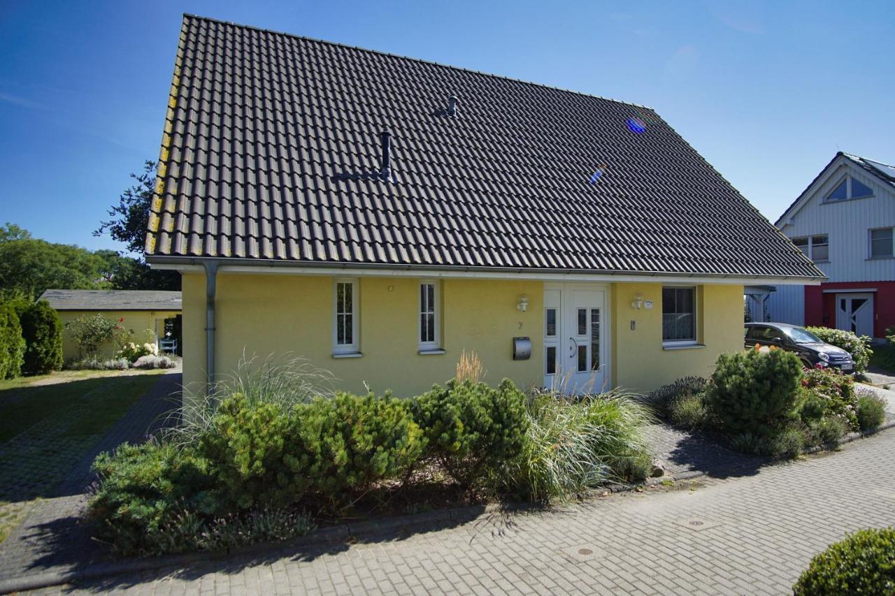 Nah Am Meer, Ruhige Lage, Gratis Nutzung Vom Ahoi Erlebnisbad Und Sauna In Sellin - Haus Inselblick Fewo 01 괴렌 외부 사진